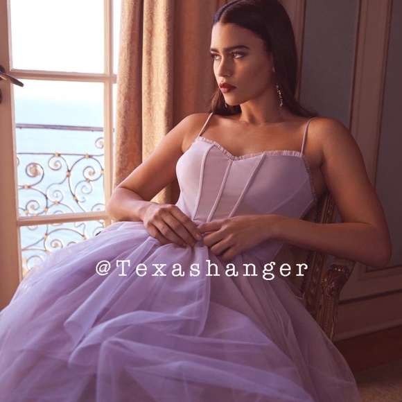 NWT BCBGMaxAzaria Oly Corset Tulle Gown Size 0 Orchid - Picture 2 of 16